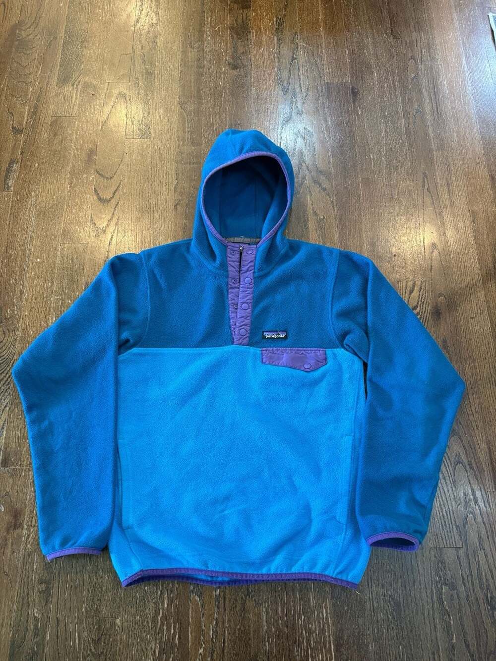 Patagonia Men's Synchilla Snap-T Hoody Blue and Purple Fleece Pullover